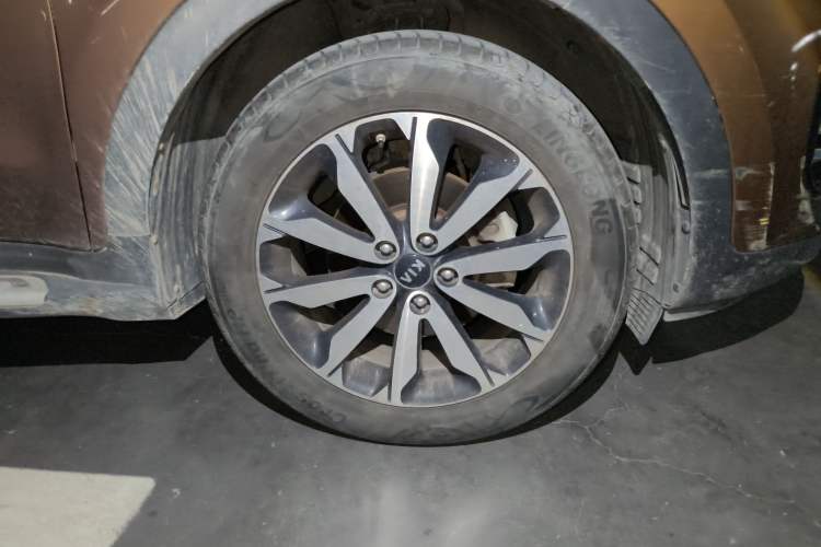 Used Kia KX5 2017 1.6T Automatic Two-Wheel Drive 15th Anniversary Special Edition DLX
