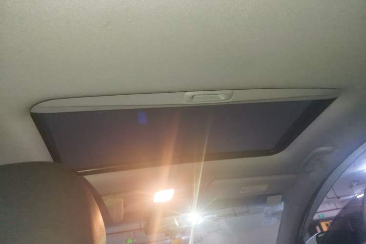 Used Hyundai Sonata 2013 2.0L Automatic Luxury Edition