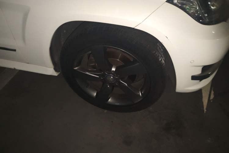 Used Mercedes-Benz GLK-Class 2013 GLK 300 4MATIC Dynamic Sunroof Model Exterior 7