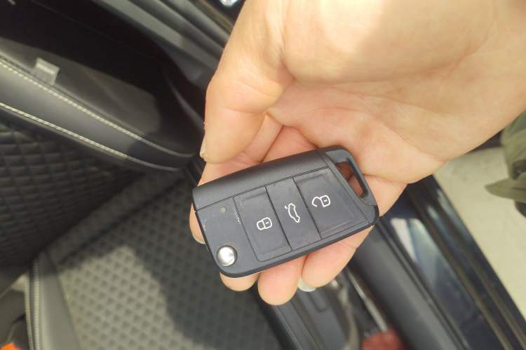 Used Skoda Superb 2018 TSI330 DSG Comfort Edition China V Standard Vehicle Key