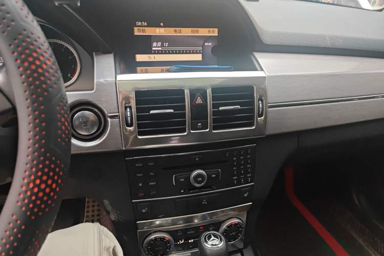 Used Mercedes-Benz GLK-Class 2012 GLK 300 4MATIC Luxury Model