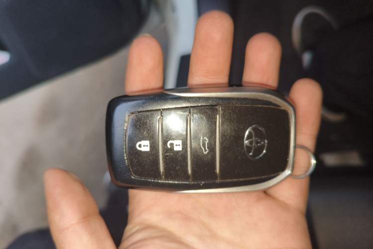 Used Toyota Prado 2016 2.7L Automatic Standard Edition