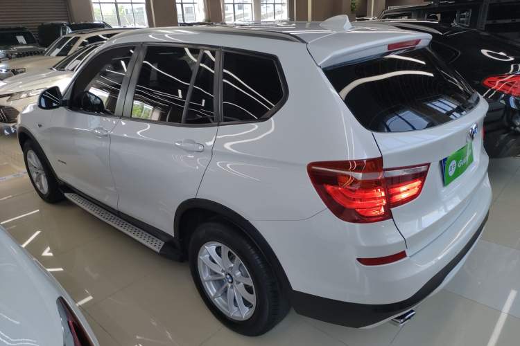 Used BMW X3 2016 sDrive20i
