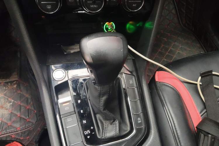 Used Volkswagen Tiguan L 2019 330TSI Automatic Two-Wheel Drive Panoramic Comfort Edition China VI Standard