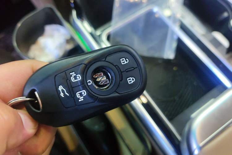 Used Buick GL8 2021 ES Land Cruiser 653T Luxury Edition Interior 1