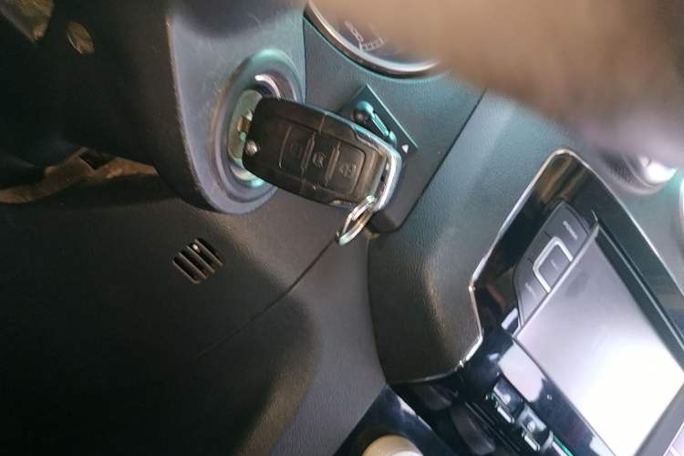 Used BAIC Off-Road BJ40 2016 40L 2.0T Manual All-Wheel Drive Prestige Edition Vehicle Key