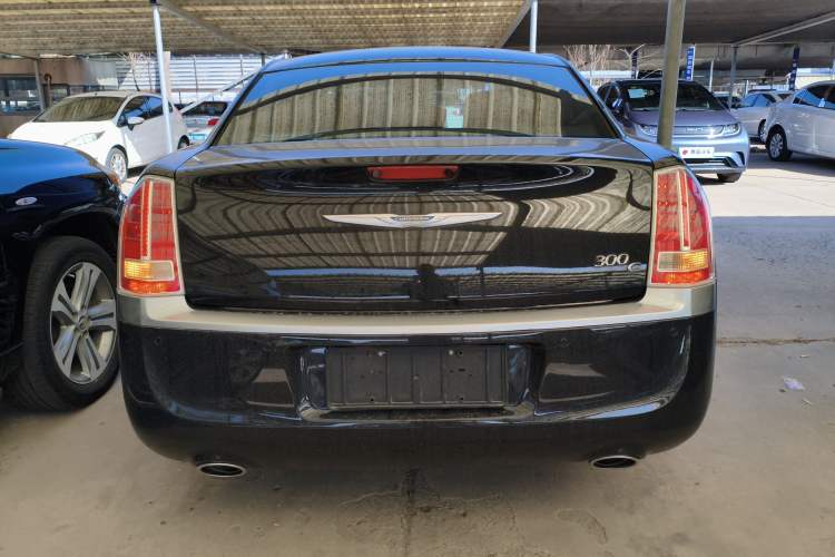 Used Chrysler 300C 2014 3.0L Excellence Edition
