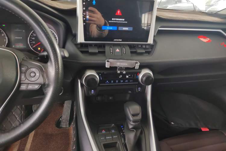 Used Toyota RAV4 2020 2.0L CVT Two-Wheel Drive Urban Edition