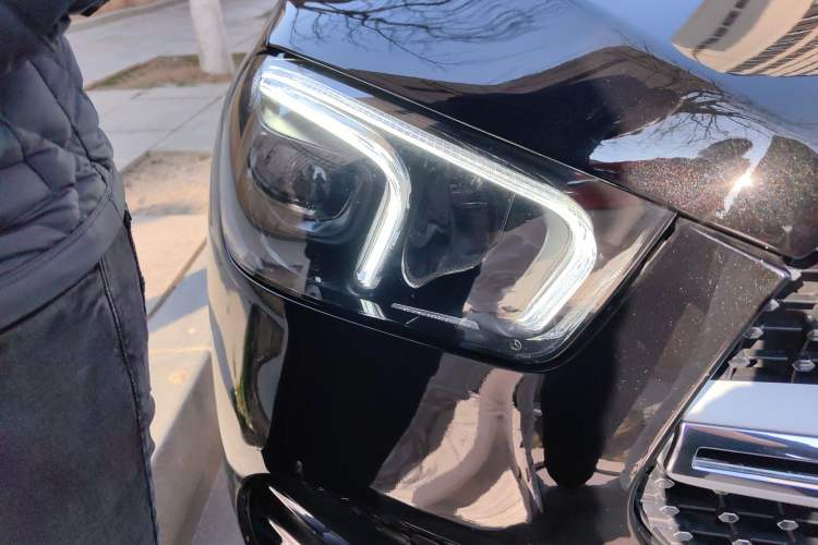 Used Mercedes-Benz GLE 2023 GLE 350 4MATIC Stylish Model Right Front Headlight