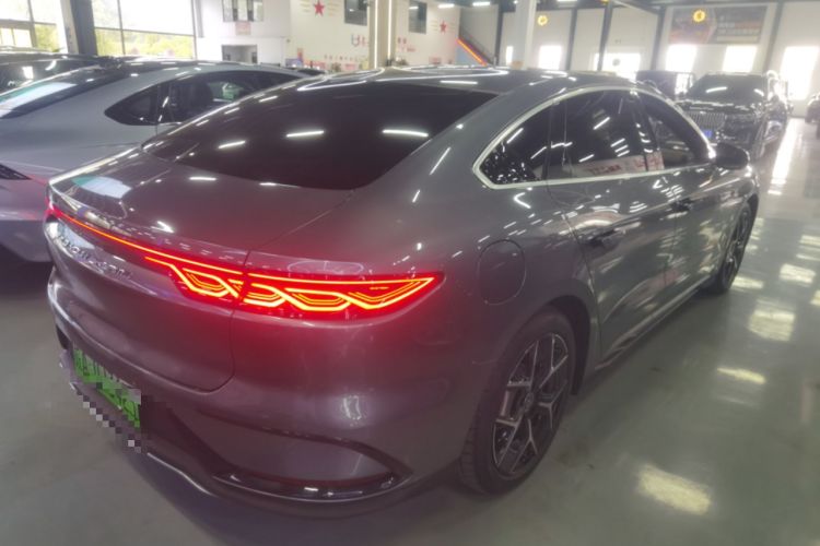 Used BYD Han 2023 EV Champion Edition 715KM Front-Drive Prestige Model
