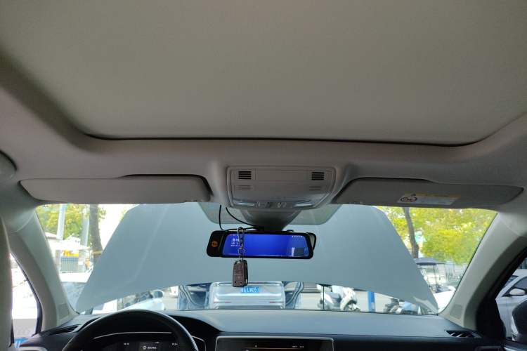 Used Volkswagen Tharu 2023 300TSI Two-Wheel-Drive Moonlight Edition