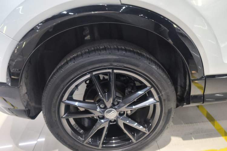 Used Audi Q2L 2020 35 TFSI Fashion Dynamic Model