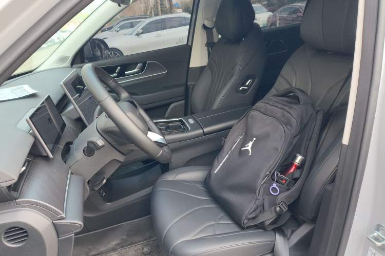 Used Chery Fengyun T9 2024 120 Long-Range Comfort Version 5-Seater with Ternary Lithium Battery Left Front Seat