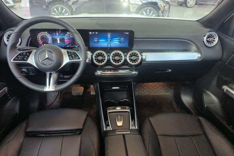 Used Mercedes-Benz GLB 2024 Refresh GLB 220 Dynamic Edition