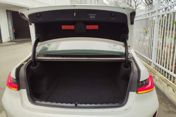 Used BMW 3 Series 2024 325Li M Sport Package
