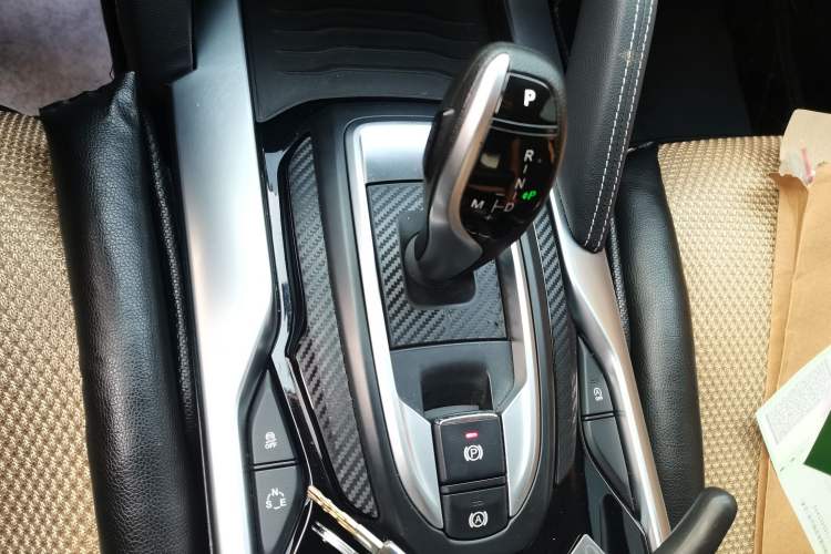 Used Brilliance V7 2018 280T DCT Luxury Model 5 Seats
