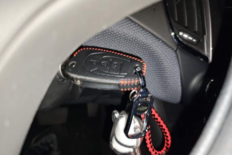 Used Chevrolet Cruze 2018 Redline 320 Automatic Pioneer Edition