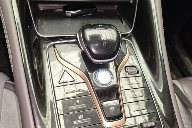 Used BYD Frigate 07 2023 DM-p 175 km Four-Wheel Drive Navigation Model