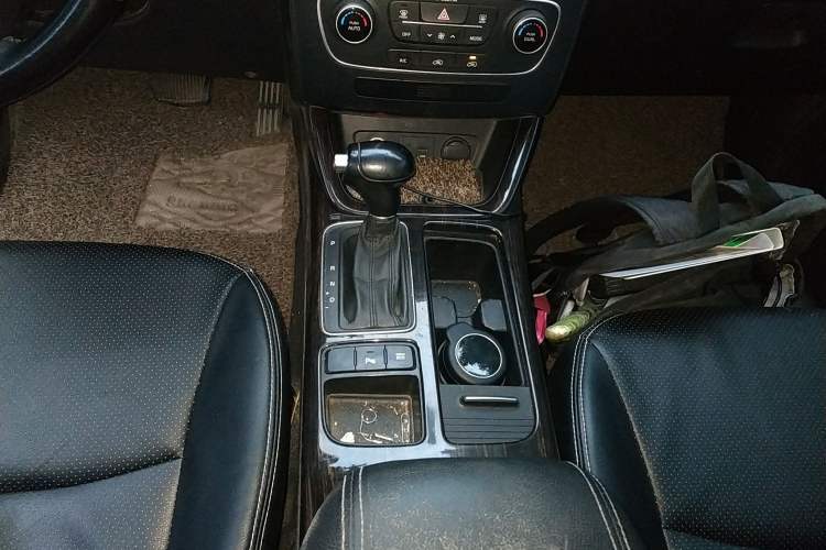 Used Kia Sorento 2013 2.4L 7-seat Gasoline Comfort Edition
