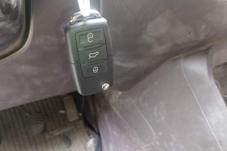 Used Wuling Hongguang V 2022 1.5L Jingqu Edition Electric-Assist LAR