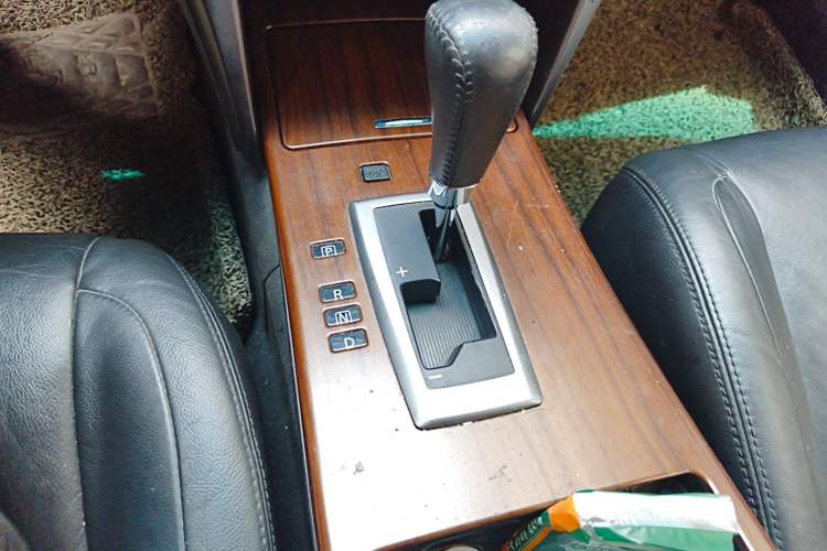Used Nissan Teana 2008 2.5L XL Theater Edition Gear Lever