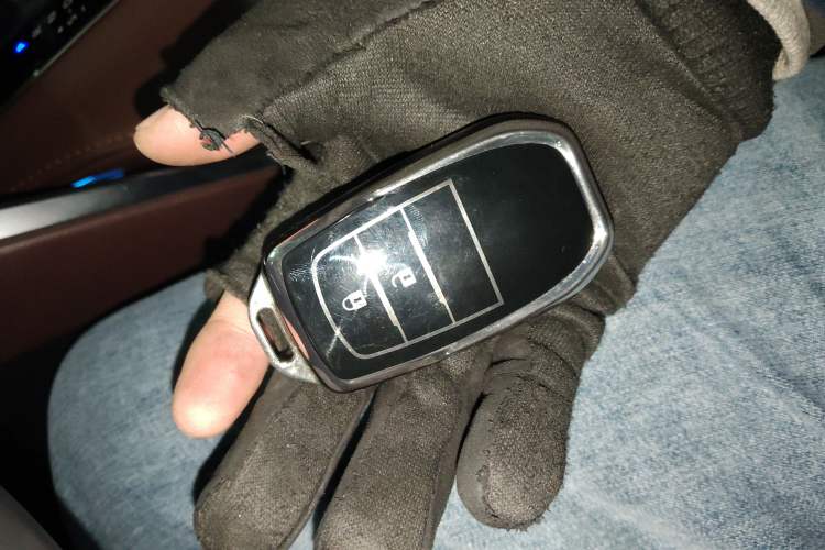 Used Toyota Harrier 2022 Dual-Engine 2.5L CVT Four-Wheel Drive Luxury Edition