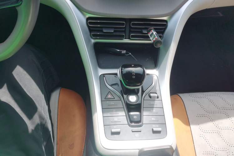 Used BYD Song Pro New Energy 2024 HONOR Edition DM-i 71KM Navigation Model