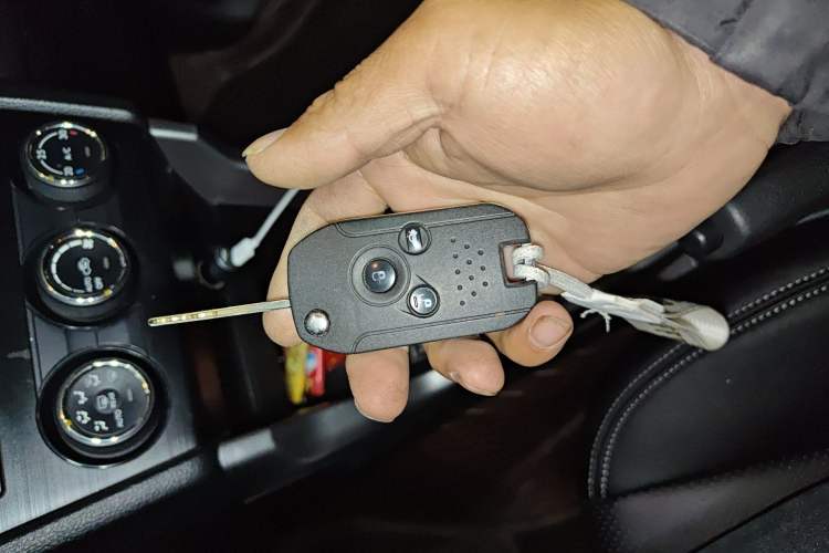 Used Subaru Forester 2013 2.5i Automatic Elite Navigation Edition
