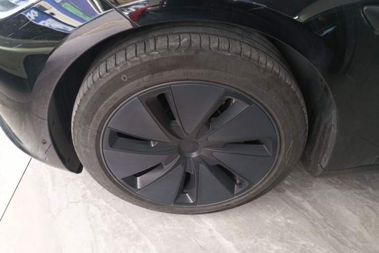 Used Tesla Model 3 2023 Rear-Wheel-Drive Version
