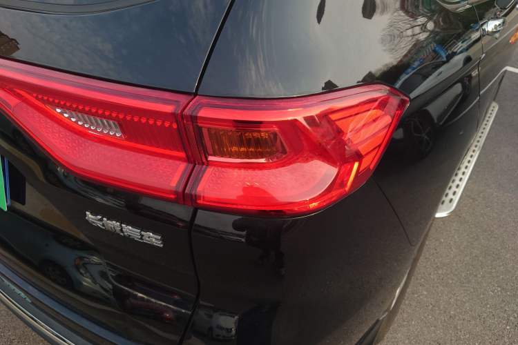 Used Haval M6 2023 PLUS 1.5T DCT Elite Smart Connectivity Model
