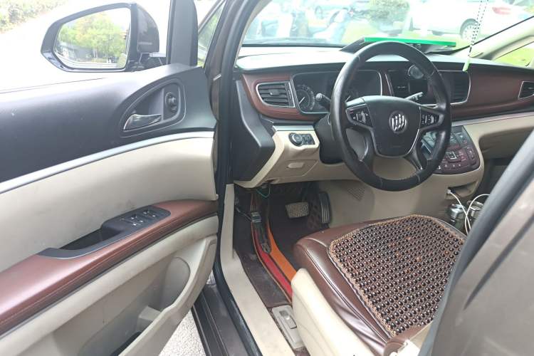 Used Buick GL8 2017 25S Luxury Version China V Standard
