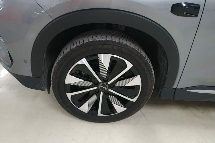 Used BYD Song PLUS New Energy 2025 DM-i 112KM Prestige Model
