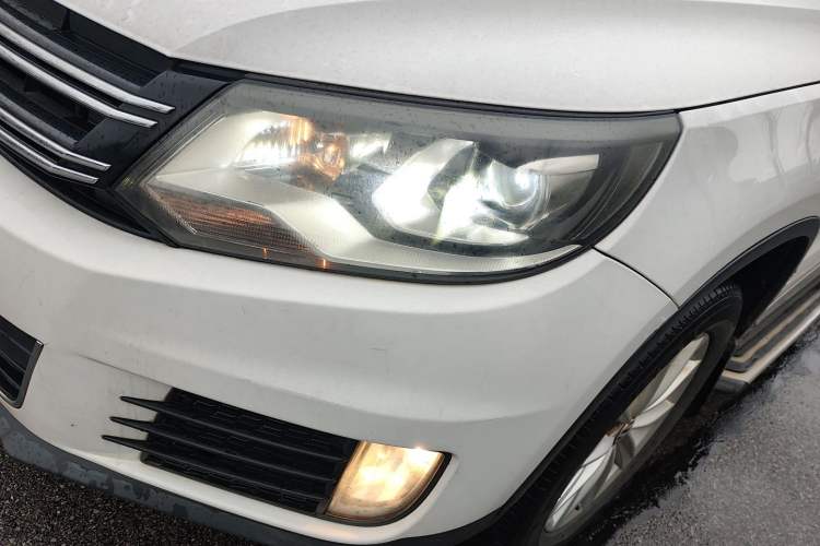 Used Volkswagen Tiguan 2015 1.8TSI Automatic Two-Wheel Drive Comfort Edition Left Front Headlight
