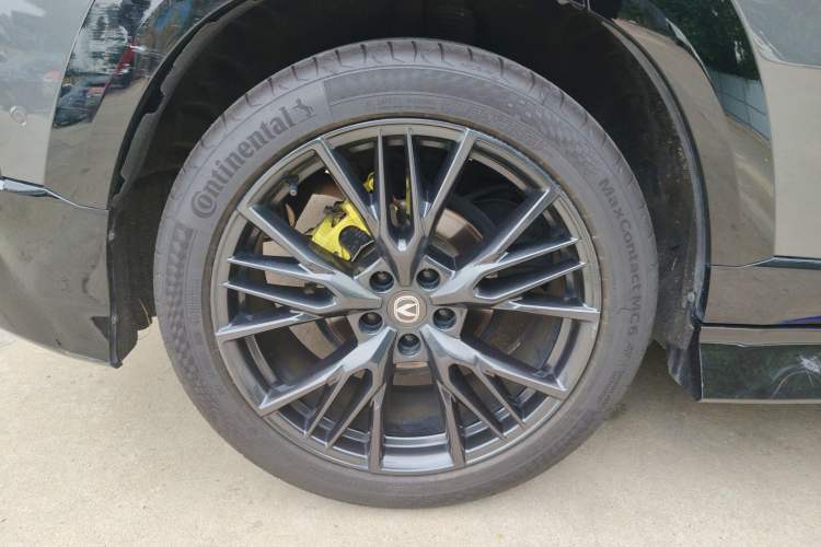 Used CHANGAN UNI-T 2023 2nd Generation 1.5T Sport Edition Flagship Version Right Rear Wheel Hub