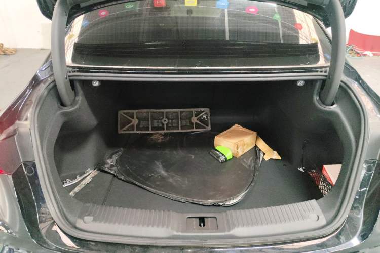 Used Hongqi H5 2024 2.0T Automatic Smart Connect Flagship Edition