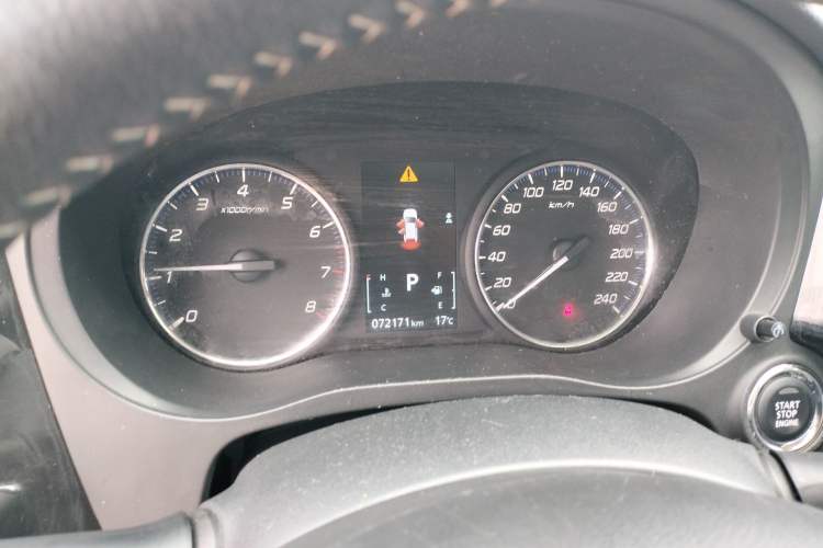 Used Mitsubishi Outlander 2020 2.0L Two-Wheel Drive Enjoyment Version 5 Seats Instrument Cluster