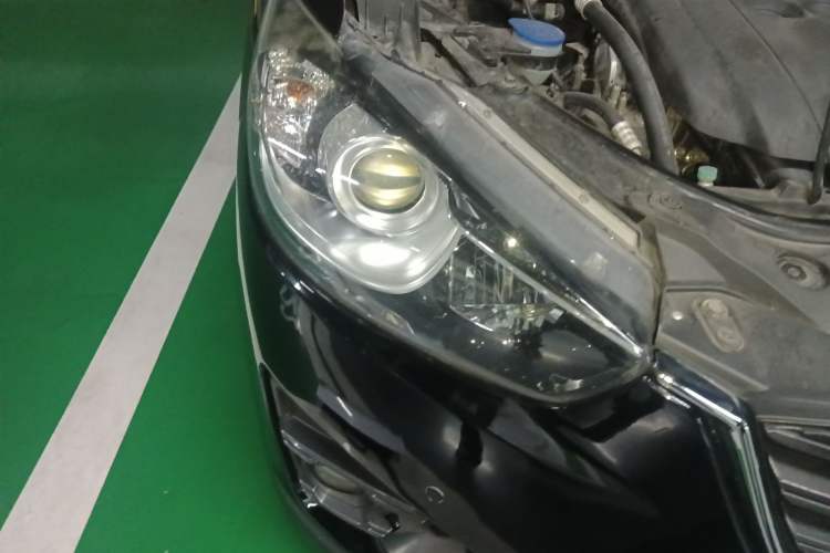 Used Mazda CX-5 2015 2.0L Automatic Two-Wheel Drive Urban Version
