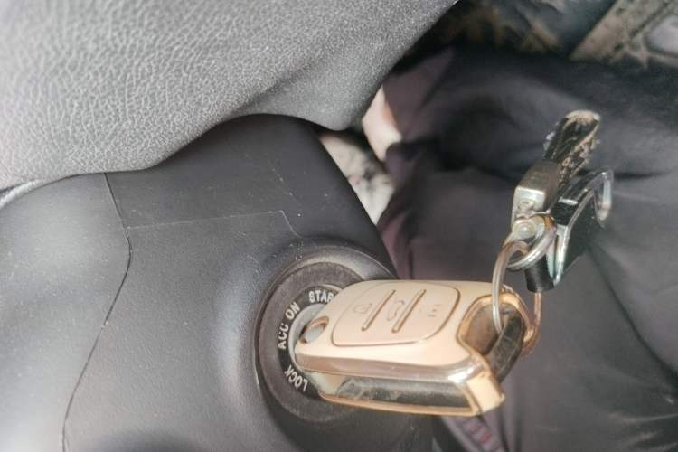 Used Hyundai Elantra (5th Generation / Langdong) 2012 1.6L Manual Fashion Edition
