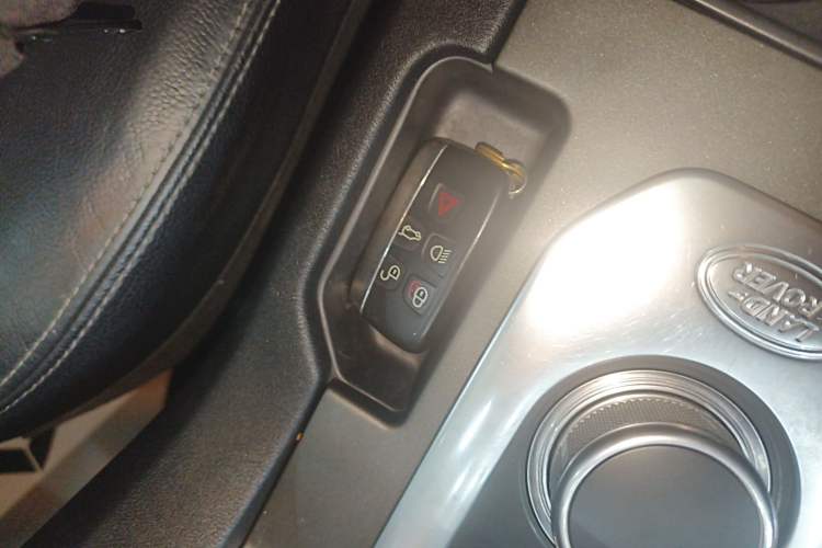 Used Land Rover Discovery 2015 3.0 SDV6 HSE Diesel Version
