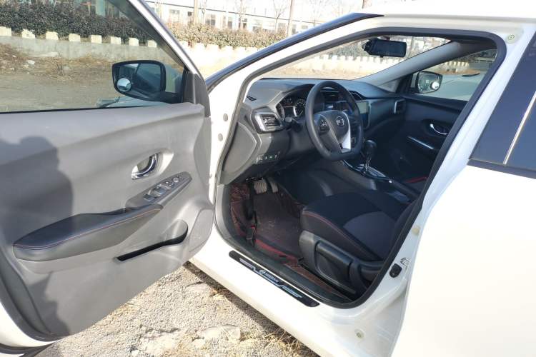 Used Nissan Lannia 2021 1.6L CVT Cool Edition
