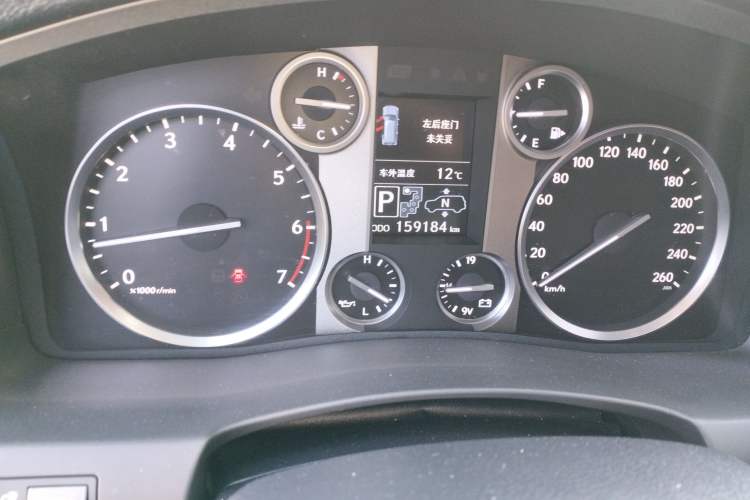 Used Lexus LX 2013 570