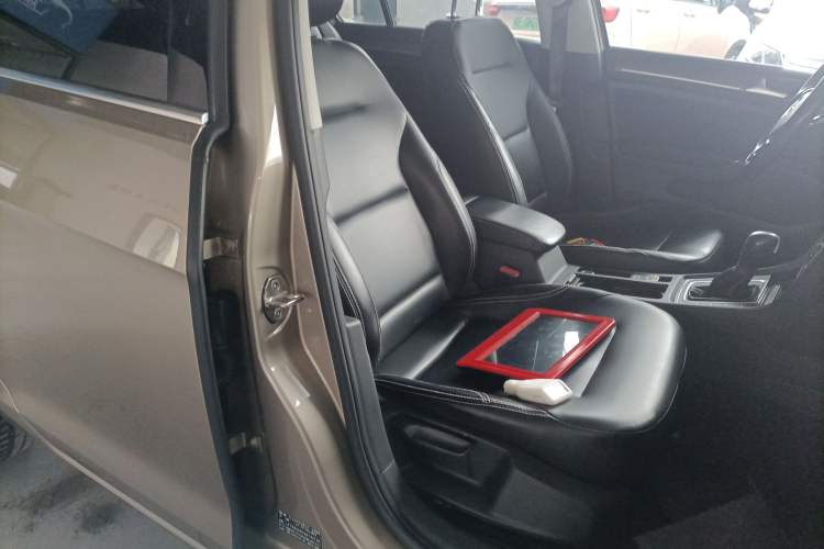 Used Volkswagen Golf 2016 1.6L Automatic Comfort Model
