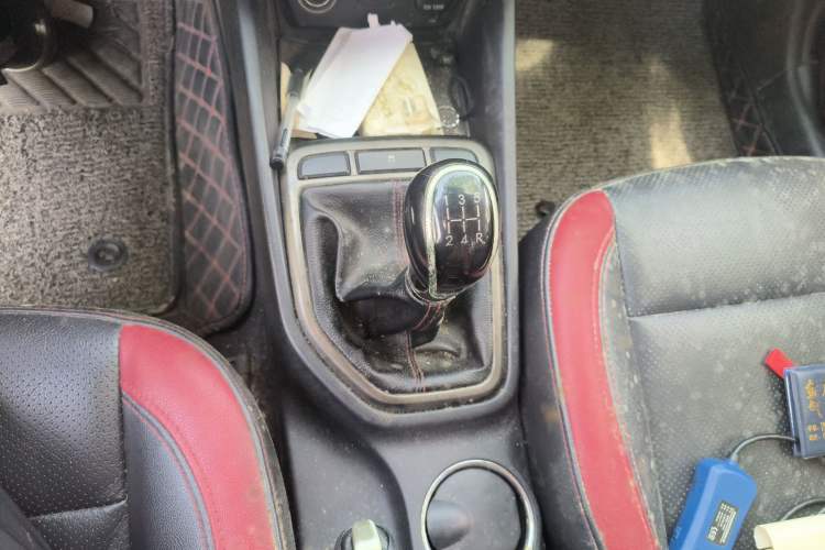 Used CHANGAN Eado 2016 1.6L Manual Junku Model
