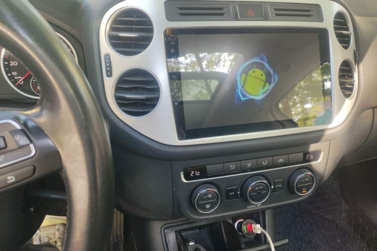 Used Volkswagen Tiguan L 2017 300TSI Automatic Two-Wheel Drive Silk Road Comfort Edition