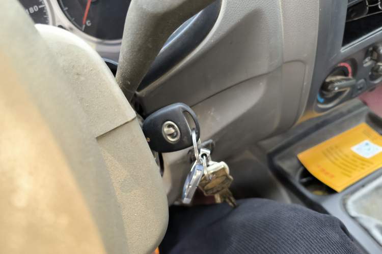 Used Great Wall Wingle 5 2011 2.2L Wealth Edition Two-Wheel Drive Big Double-Cab GW491QE
