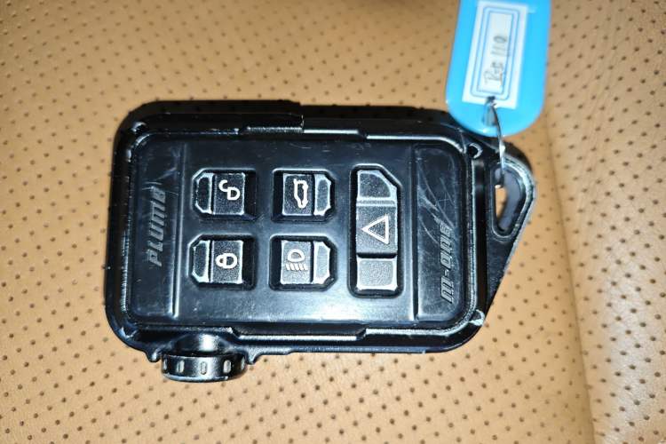 Used Land Rover Defender 2023 Facelift 110 3.0T P400 X-DYNAMIC HSE Vehicle Key