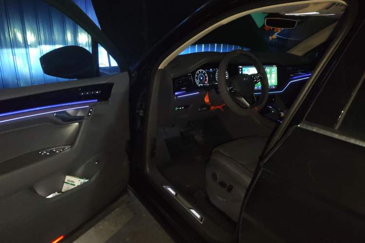 Used Volkswagen Touareg 2023 3.0 TSI Prestige Edition Classic Sport Package
