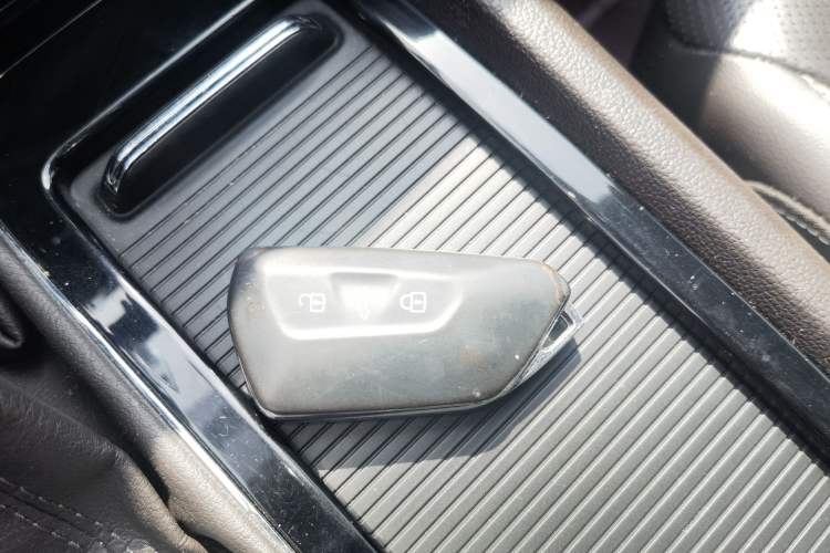 Used Volkswagen Teramont 2017 330TSI Two-Wheel-Drive Luxury Edition Vehicle Key