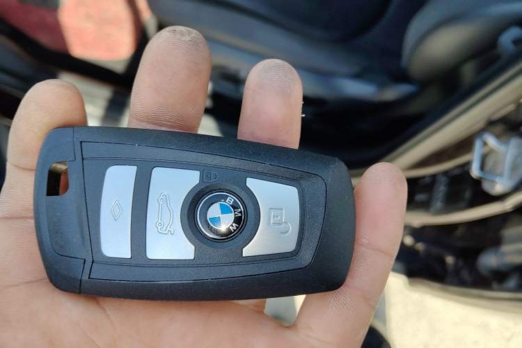 Used MINI Clubman 2016 1.5T COOPER Connoisseur Edition Vehicle Key