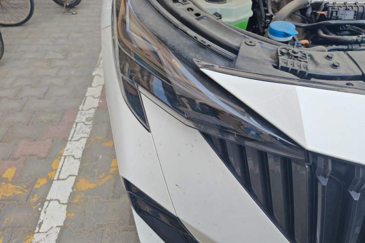 Used GAC Trumpchi GS3 2023 Yingsu 270T Jingqu Edition Right Front Headlight